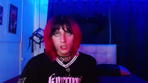 goth_minerva online show from November 11, 2:19 pm