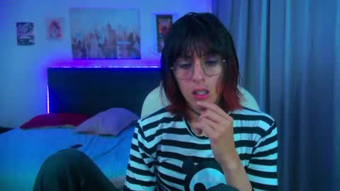 goth_minerva online show from July 24, 2:36 pm