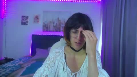 goth_minerva online show from June 14, 1:24 pm