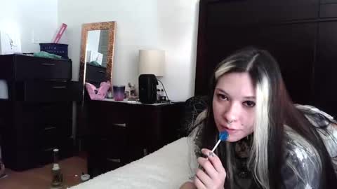 gothbaby305 online show from April 27, 9:23 pm
