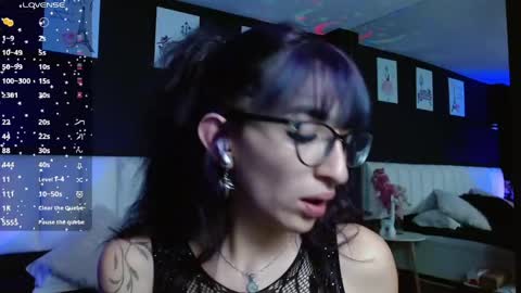 Meredith Alessandra online show from April 30, 4:06 am