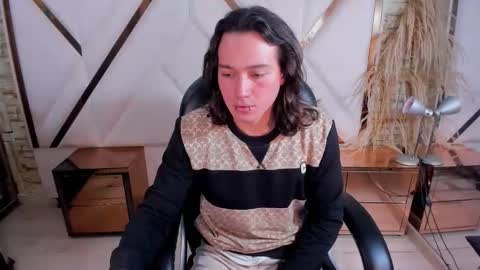 Zack online show from December 16, 8:37 pm