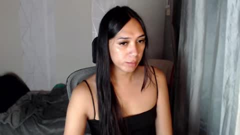 HoneyGrace online show from August 3, 1:28 pm