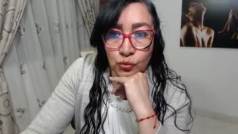 Snapshot of grace_mature_milf chatting on September 29, 10:14 am grace_mature_milf online show from September 29, 10:14 am