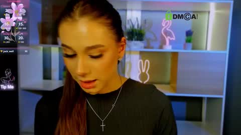 grace_more online show from March 10, 4:44 pm