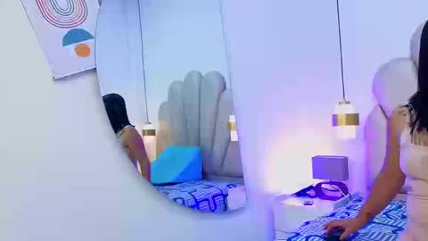 graceanderson_ online show from March 11, 8:45 pm