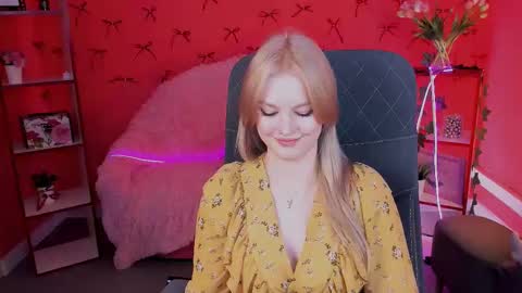 Snapshot of graceglamour chatting on March 7, 11:51 am Grace Glamour online show from March 7, 11:51 am