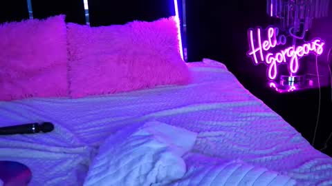 Grace online show from November 26, 3:04 am