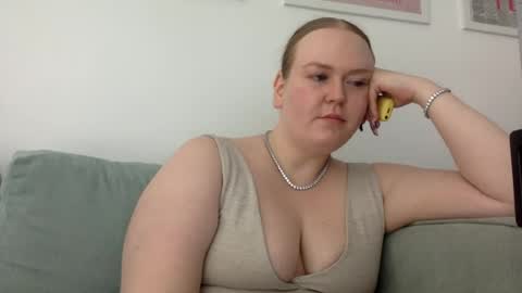 Grace Loves online show from June 28, 3:52 pm