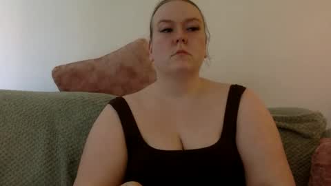 Grace Loves online show from May 22, 4:47 pm