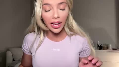 Gracie online show from February 28, 3:15 am