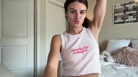 Gracie Smith online show from June 24, 7:10 pm