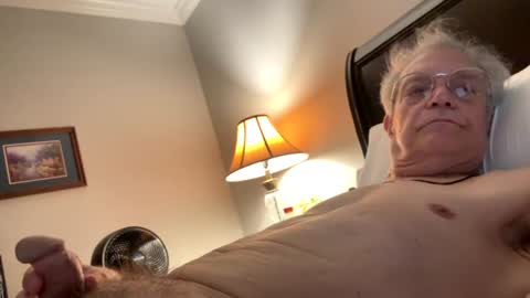 grandpawoody_69 online show from July 1, 5:21 pm