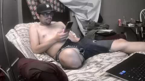 Get US to 1000 you wont be disapointed online show from July 17, 2:57 am