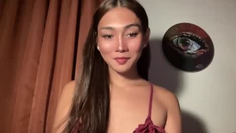 kianna online show from May 14, 1:42 pm