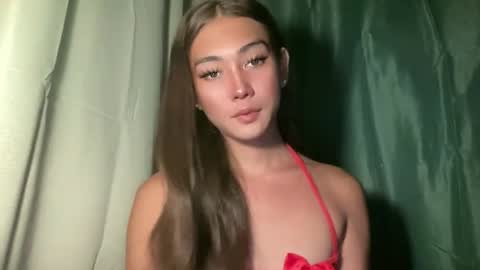 kianna online show from April 22, 12:01 pm