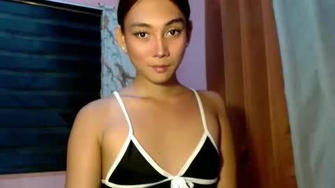 kianna online show from May 7, 2:24 pm
