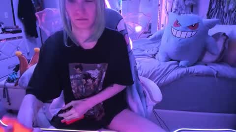 GreenEyedLovexo online show from October 25, 2:39 pm