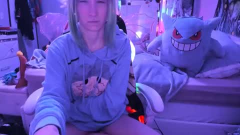 GreenEyedLovexo online show from November 23, 2:37 pm