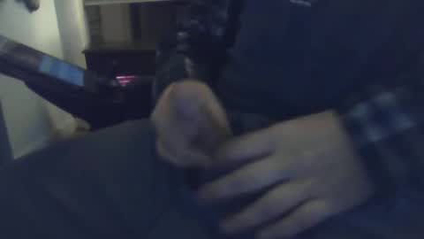 GreenMtner.  Ready to please online show from November 20, 2:32 am