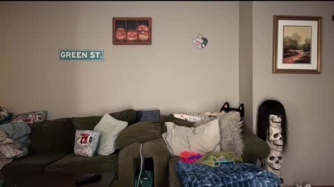 Snapshot of greenxxxqueen chatting on December 30, 7:37 am SexQueen Nikki online show from December 30, 7:37 am