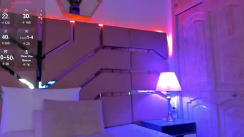 greidy_baker online show from April 24, 3:19 am