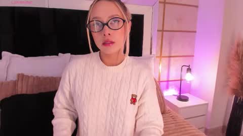 Greta Velvet  online show from January 14, 7:44 pm