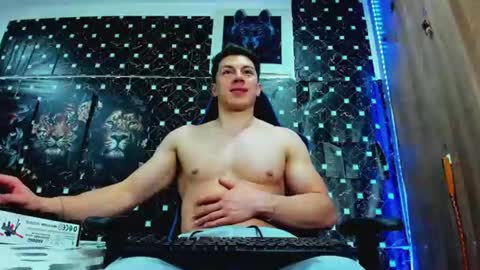 griego01 online show from June 14, 11:40 pm