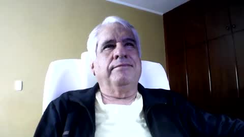 grisa01 online show from July 31, 12:39 pm