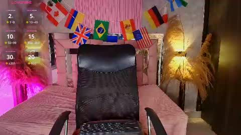    online show from June 12, 9:47 pm