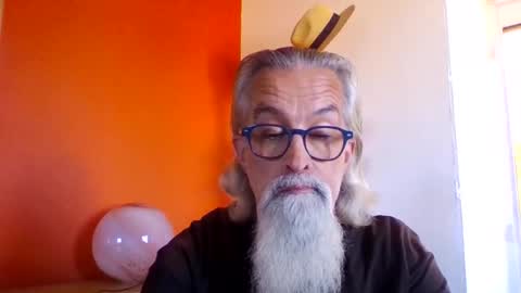 Snapshot of grybear60 chatting on October 5, 12:02 pm Grybear online show from October 5, 12:02 pm