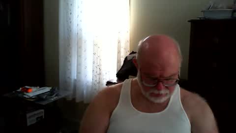 Gary online show from May 1, 1:38 pm