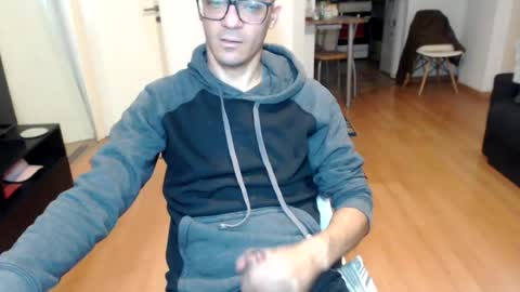 guachin_new online show from August 7, 5:06 am