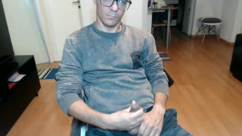 guachin_new online show from June 25, 5:04 am