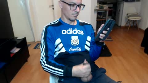 guachin_new online show from July 18, 11:51 pm