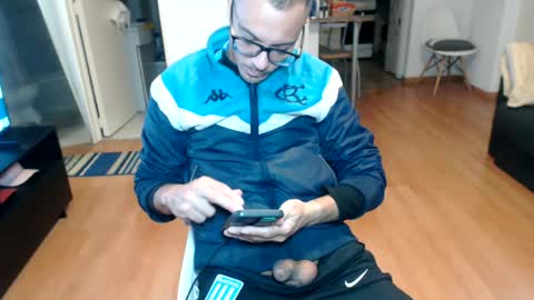 guachin_new online show from June 23, 11:44 pm
