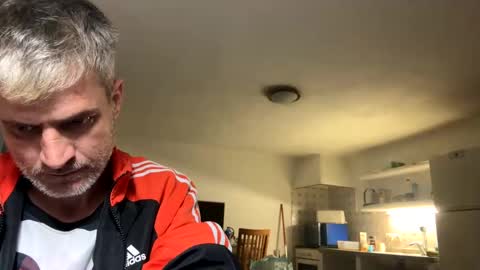 guardiannif_ online show from March 6, 12:54 am