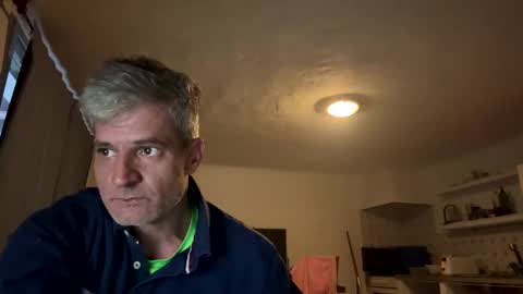 guardiannif_ online show from March 11, 5:46 pm