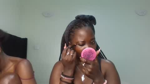 gud_lunah1 online show from June 28, 6:26 pm