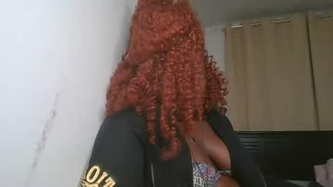 gud_lunah1 online show from July 31, 2:12 am
