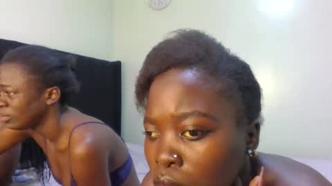 gud_lunah1 online show from June 15, 4:21 pm