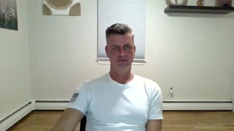 gudguy2025 online show from October 26, 1:17 am