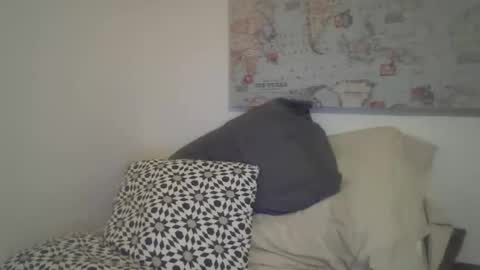 guillermoglandegrande online show from February 15, 5:53 am