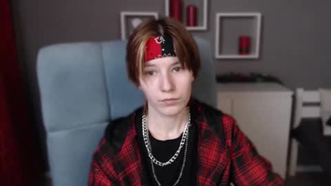 guitarandangell online show from January 5, 5:27 pm