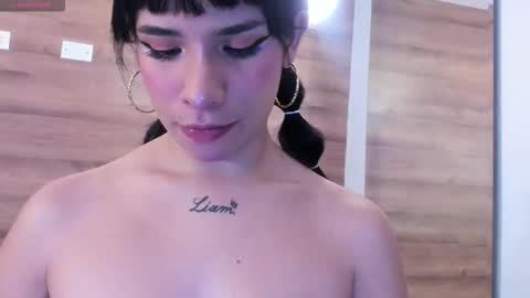 gummyluv online show from March 17, 10:15 pm