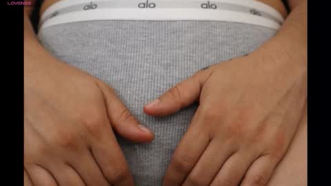 gummyluv online show from December 13, 7:53 pm