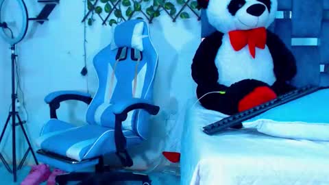 Hakim online show from November 8, 4:54 pm