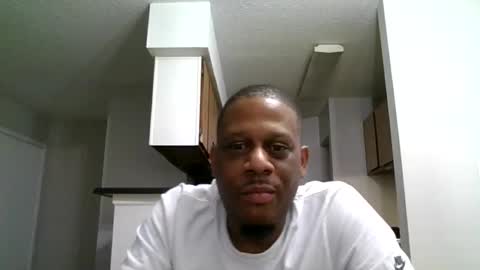 guwop90 online show from November 22, 9:02 pm