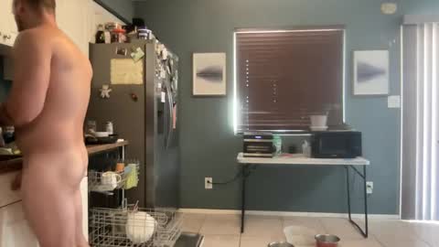 guyduder online show from September 18, 10:03 pm