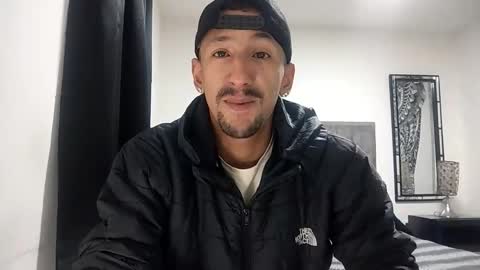 karim online show from March 8, 1:37 pm